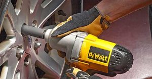 How much air pressure does an impact wrench need