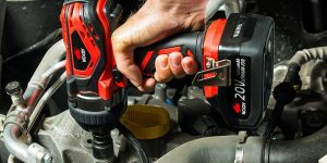 What Is The Difference Between a Power Ratchet And An Impact Wrench?